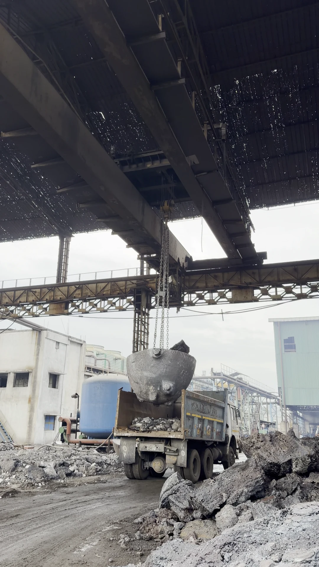 Slag Breaking Cranes